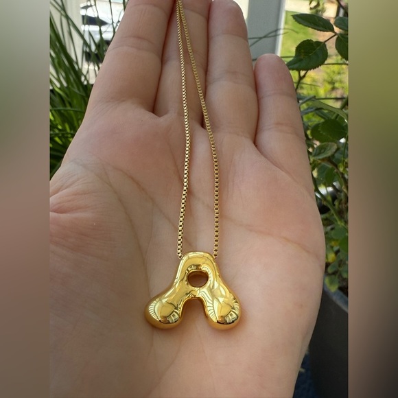 Gold Bubble Letter -N- Initial Necklace – Chunky Stainless Steel Pendant - Picture 9 of 10
